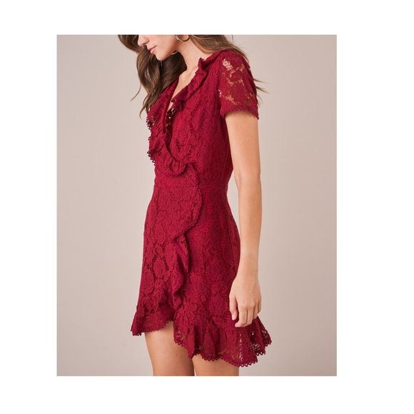 Adorable lace wrap dress ruffle in burgundy - Picture 4 of 6
